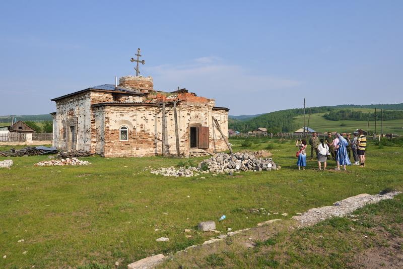 Храм в селе Знаменка. Фото Евгения Галузы